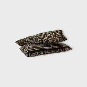 Black and creme mudcloth lumbar pillow, West Afrika